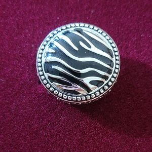 Premier Designs Safari Ring size 9.